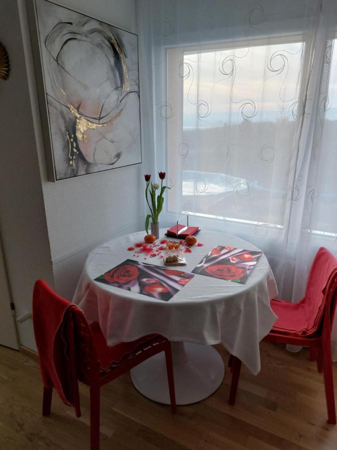 Beau Studio Avec Terrasse Et Vue Exclusivement Pour Non Fumeurs Бельмон-сюр-Лозанн Экстерьер фото